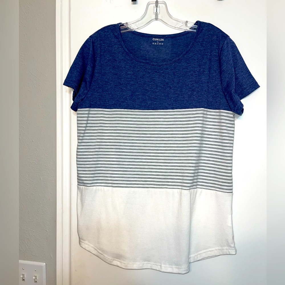 Blue blocked T-shirt